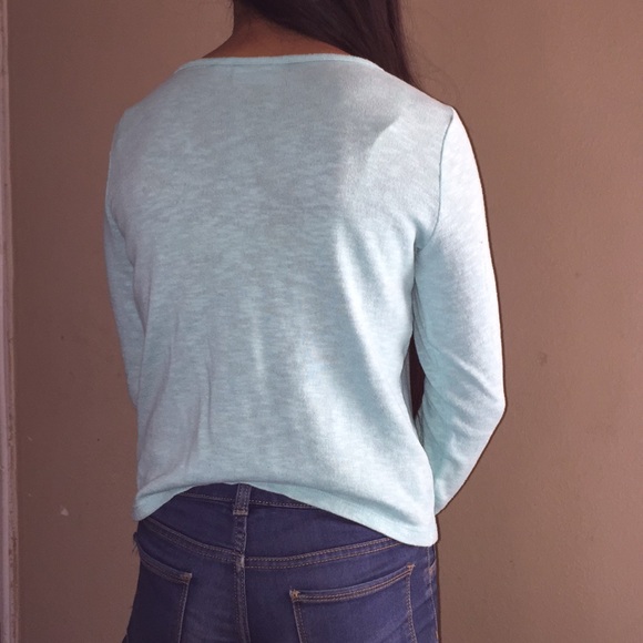 Tops - Picture 2 of 8